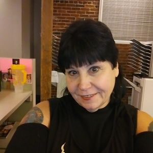 Meet your Posher, Rita